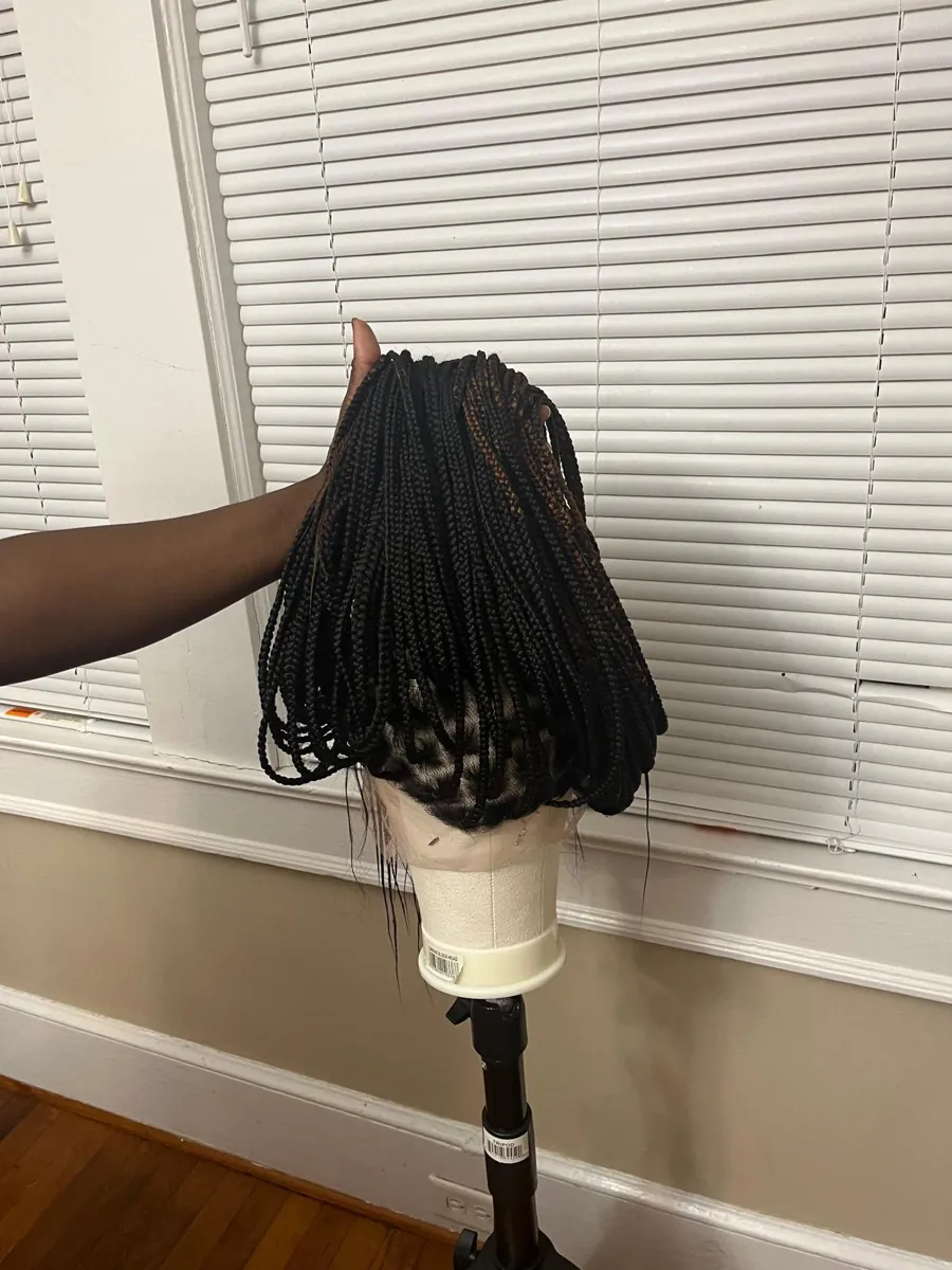 Short Braided Bob, Black